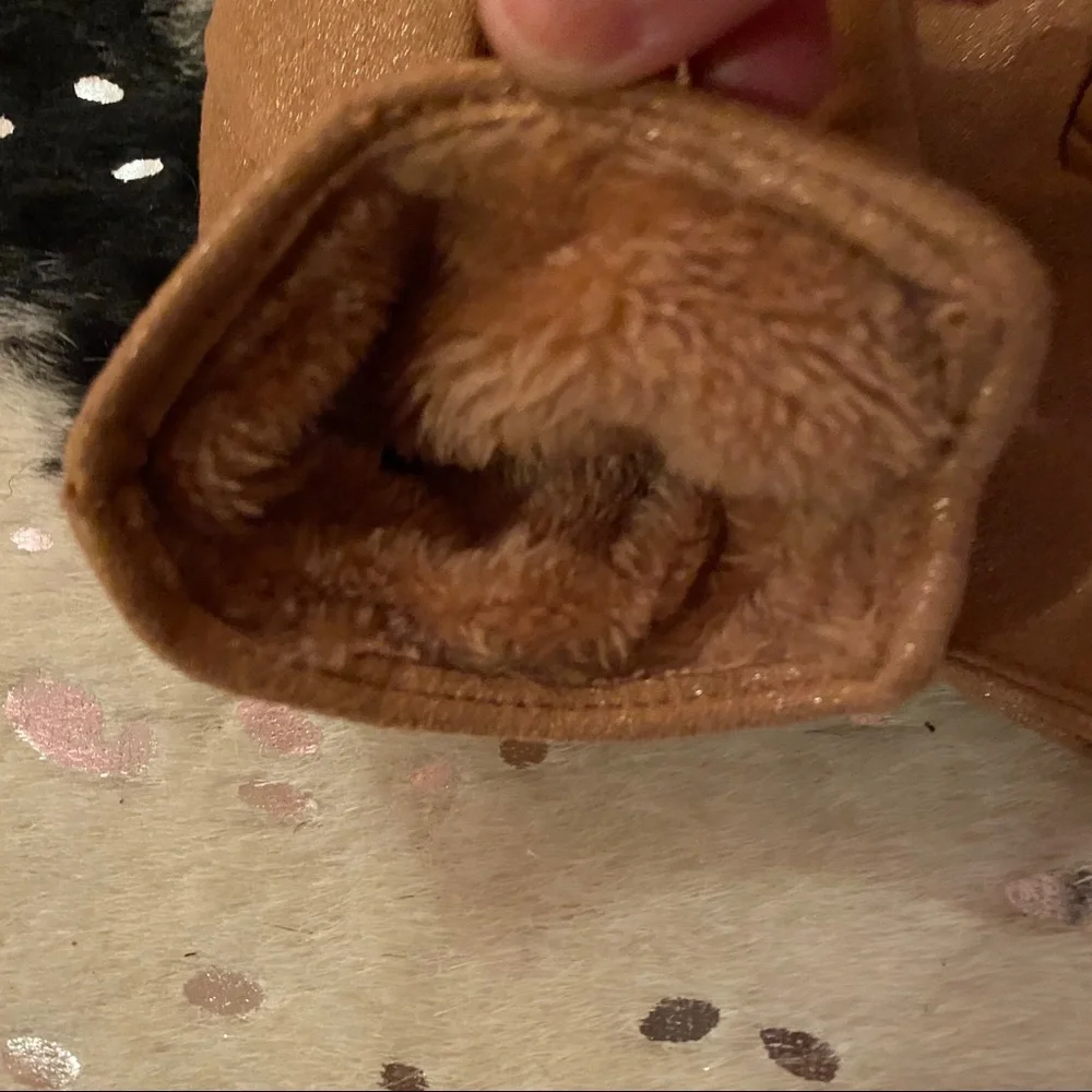 Shimmery Tan Faux Fur Lined Gloves